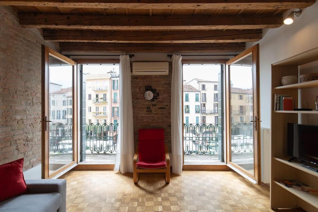 Enjoy Home - Appartamento Orologio, Piazza Dei Signori Pádua Exterior foto